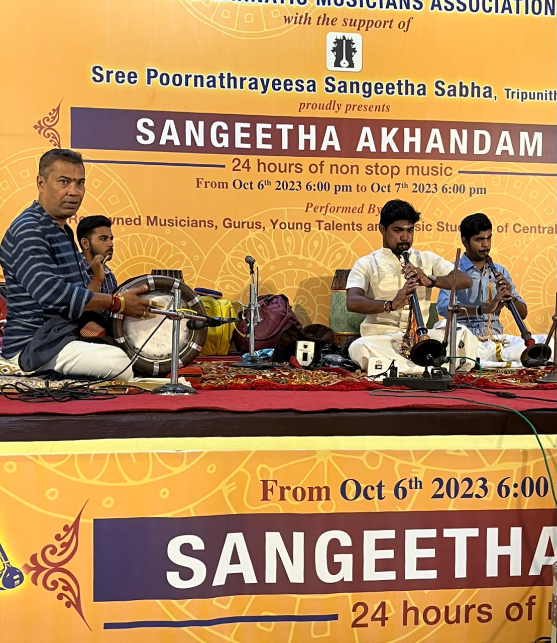 Akhil at Sangeetha Akhandam 24-hour concert